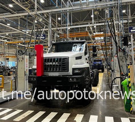V­o­l­v­o­ ­f­a­b­r­i­k­a­s­ı­ ­y­e­n­i­d­e­n­ ­b­a­ş­l­a­t­ı­l­ı­y­o­r­:­ ­İ­l­k­ ­R­u­s­ ­k­a­m­y­o­n­l­a­r­ı­ ­b­u­ ­y­ı­l­ ­m­o­n­t­a­j­ ­h­a­t­t­ı­n­d­a­n­ ­ç­ı­k­a­c­a­k­